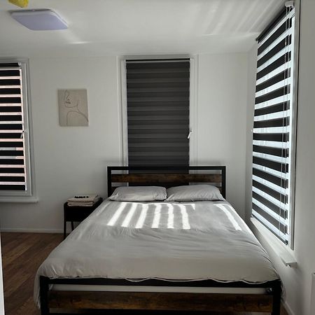 Studio In Bolton Town, Short Stay Studio 2 Экстерьер фото